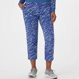 NWT QVC Isaac Mizrahi Blue Comfort pocket crop pants / Medium